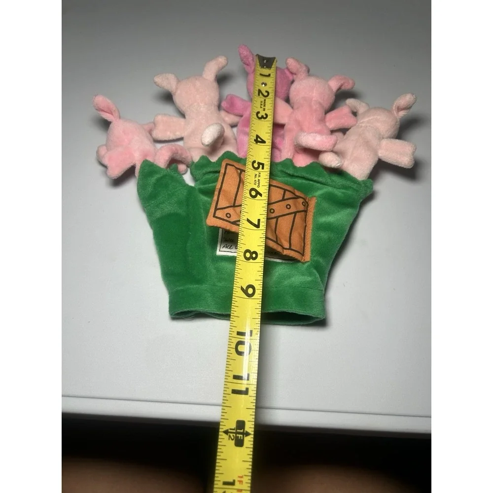 Little Scholastic This Little Piggy Puppet Book Piggies Learning Glove Book